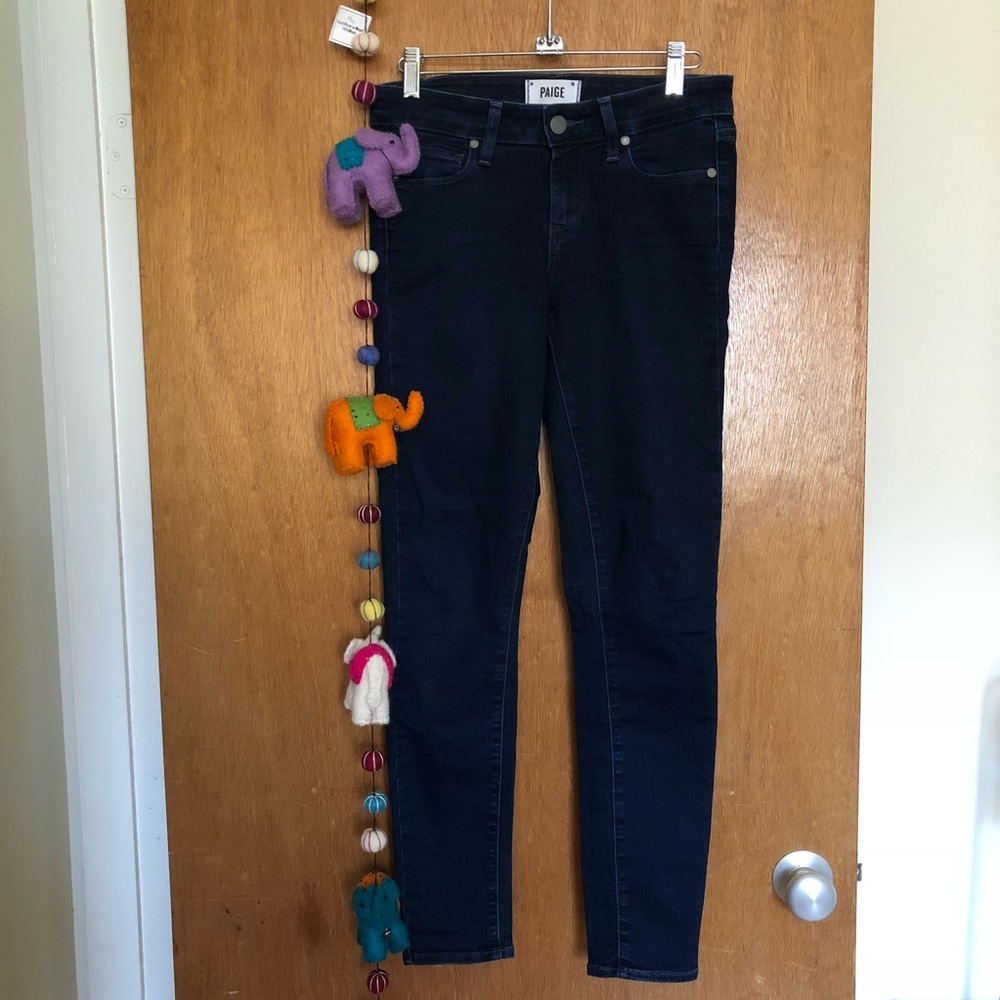 Paige Verdugo Ankle length skinny jeans.